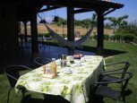 Jardines para juegos y relax en casa rural Haritzalotz, Zurucuáin, Tierra Estella :: Agroturismo en Navarra
