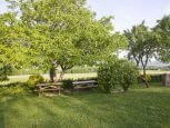 Casa rural Loretxea, zona verde - jardín :: Agroturismo en Navarra