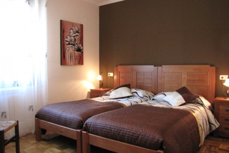 Dormitorio de casa rural Ibarbasoa :: Agroturismos en Navarra