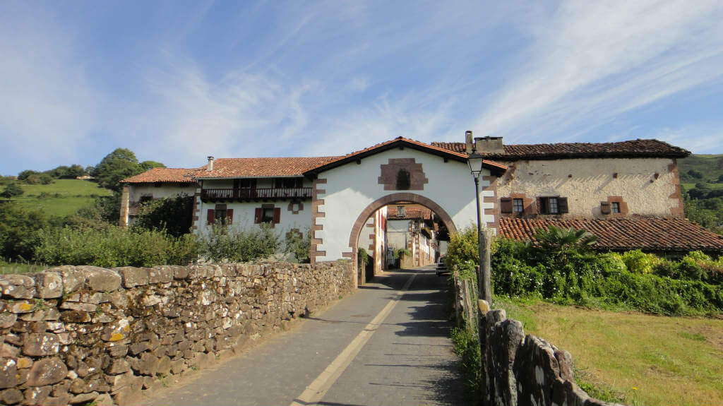 Amaiur/Maya, Valle de Baztán :: Abelore, Casas Rurales de Agroturismo en Navarra