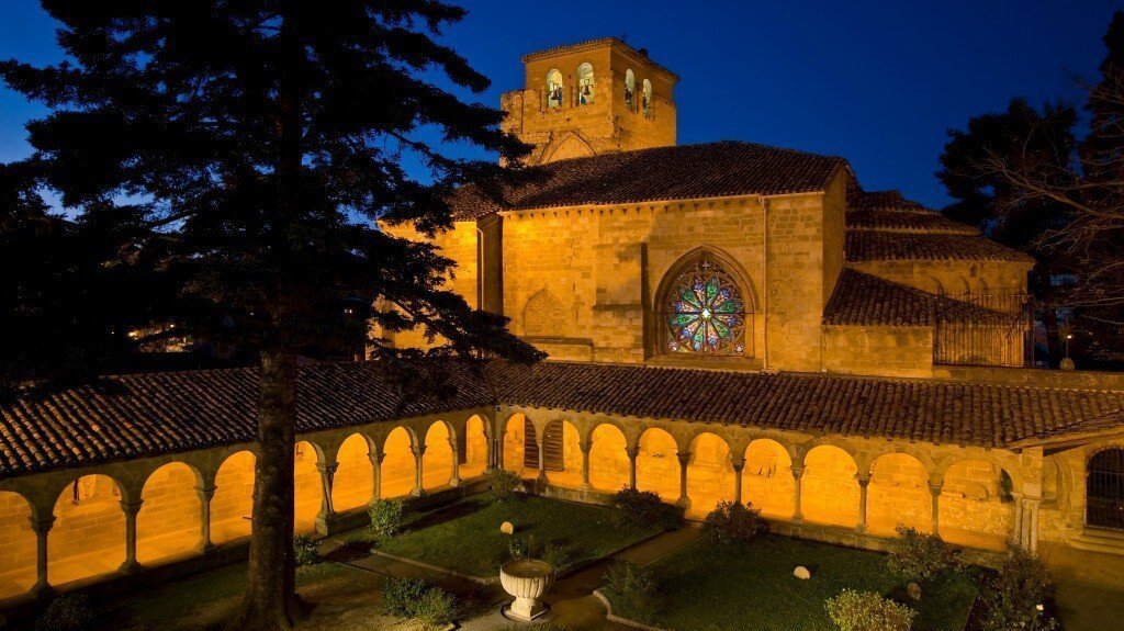 Claustro de San Pedro de la Rúa, Estella :: Abelore, casas rurales de agroturismo en Navarra